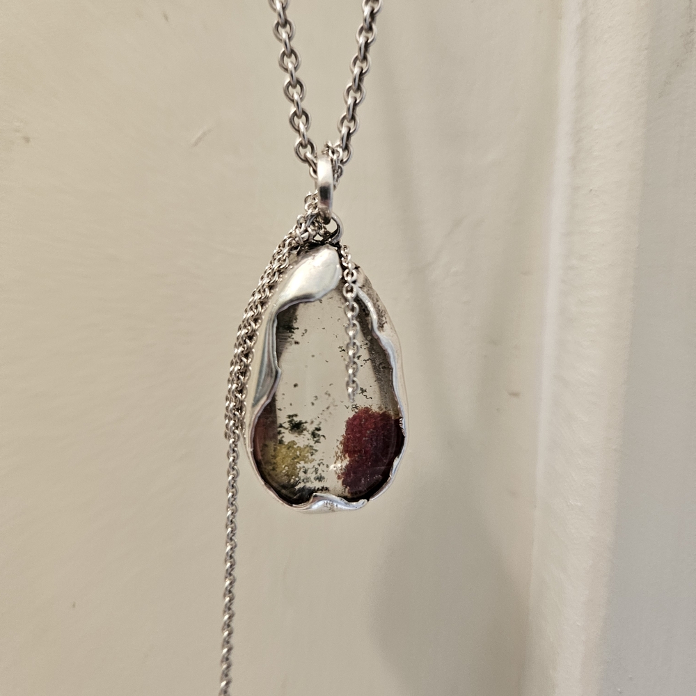 ❣️SOLD❣️Sterling Silver Quartz With Encased Yellow and Red Moss Pendant Necklace